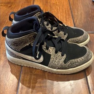 Nike Air Jordan leopard print - child size 13.5